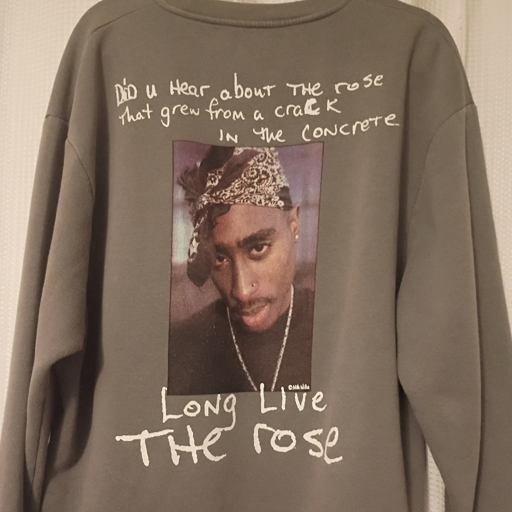 2PAC Graphic Sweater